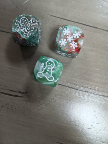 Chessex 16mm Holiday Trio d6 Set