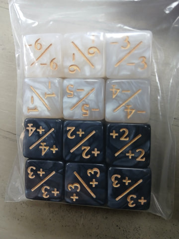 16mm 12ct Counter Dice Set - Black Marble & White Marble