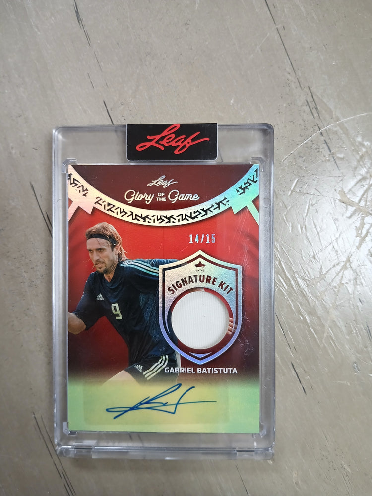 SK-GB1 Gabriel Batistuta Signature Kit Card 14/15 w/Silver Foiling, Autograph and Game Play Jersey Swatch - Leaf Glory of the Game 2026